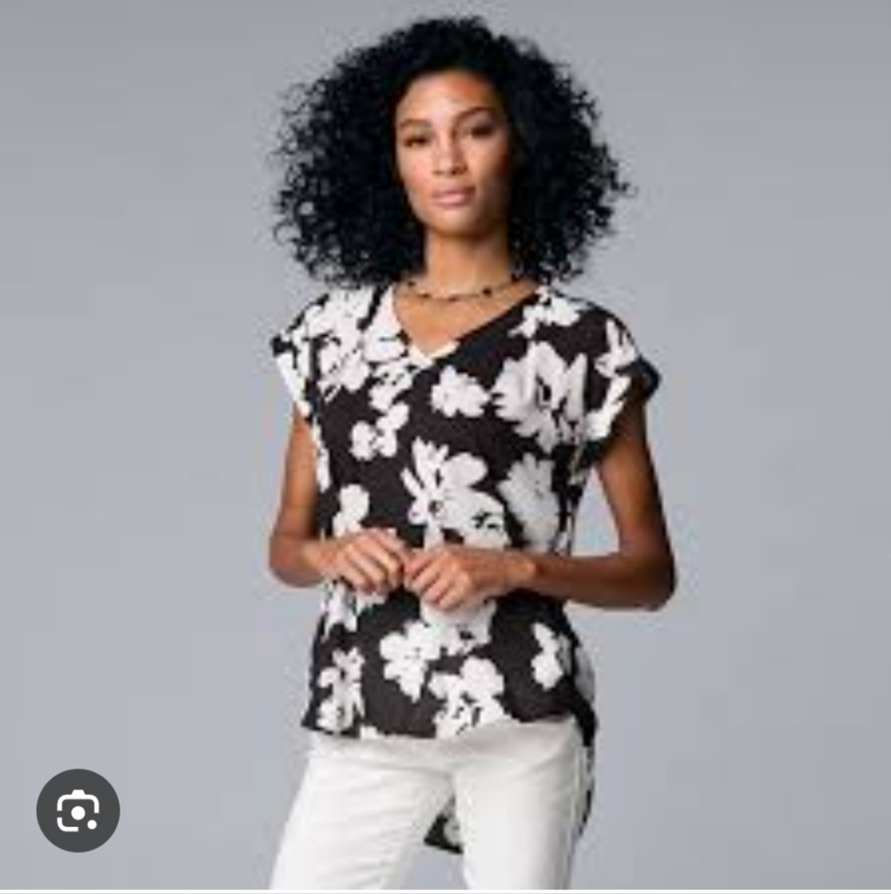 Simply Vera Vera Wang Black and White Cuffed Sleeve Blouse